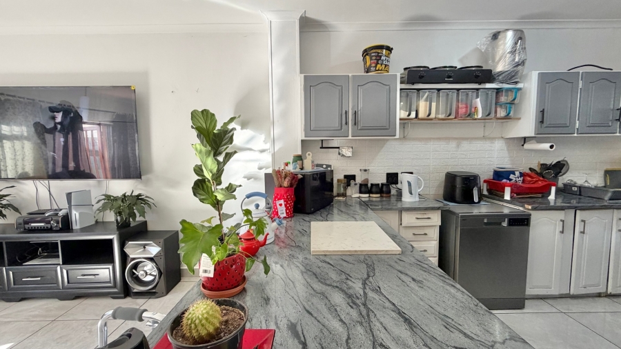 3 Bedroom Property for Sale in Audas Estate Western Cape
